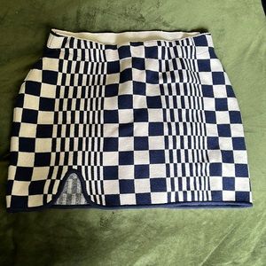 URBAN OUTFITTERS CHECKERED MINI SKIRT
